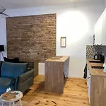 Mieszkanie W Sercu Lazarza Apartment