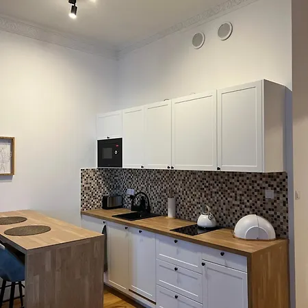 Mieszkanie W Sercu Lazarza Apartmán