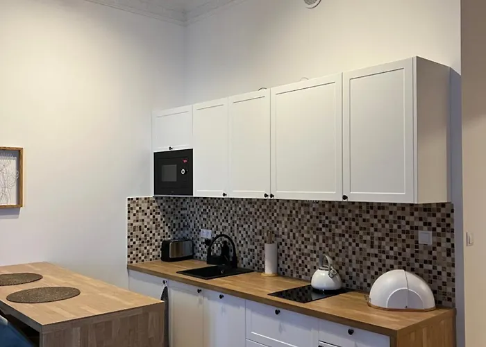 Mieszkanie W Sercu Lazarza Apartment